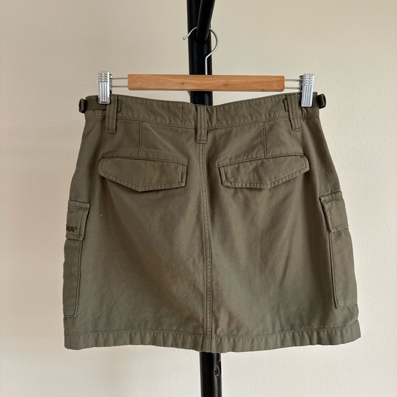 NWOT ARITZIA TNA Supply Cargo Micro Skirt Size8 - Picture 9 of 9